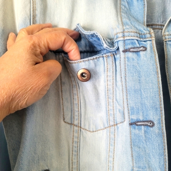 Forever 21 Boyfriend Vintage Washed Denim Jean Jacket Medium Blue - Picture 4 of 12